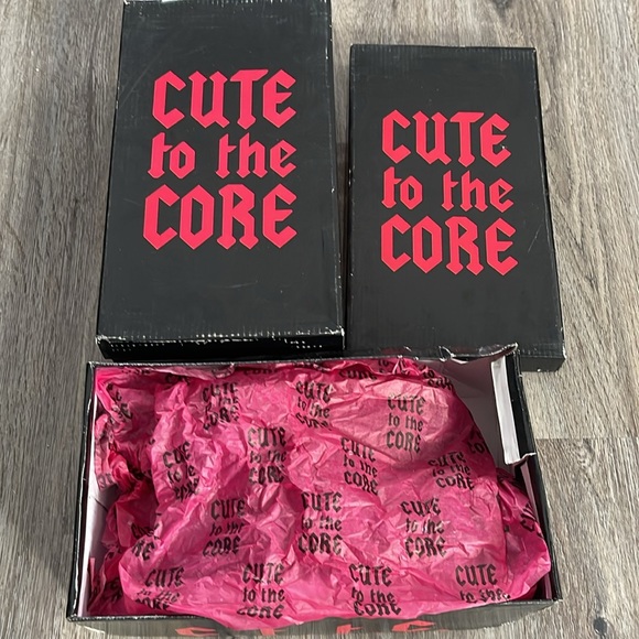 Cute to the Core Canvas Lace Up Sneakers - Picture 5 of 11